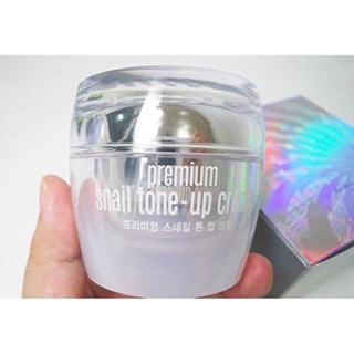 Kem dưỡng trắng da ốc sên Hàn Quốc