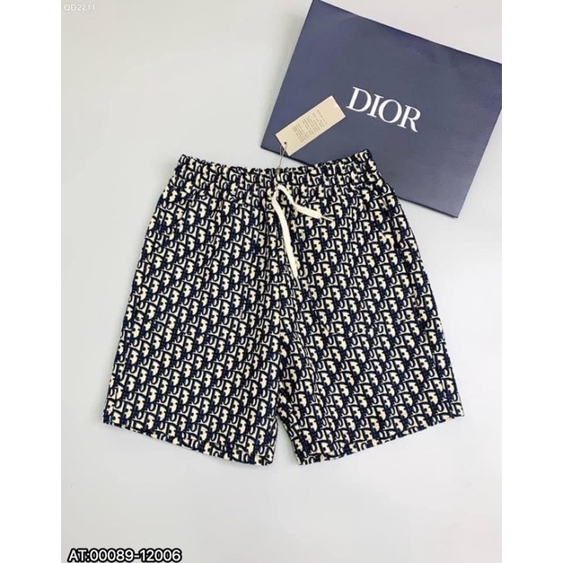 Quần Short Ngố Dior thêu cho nam nữ đều mặc được