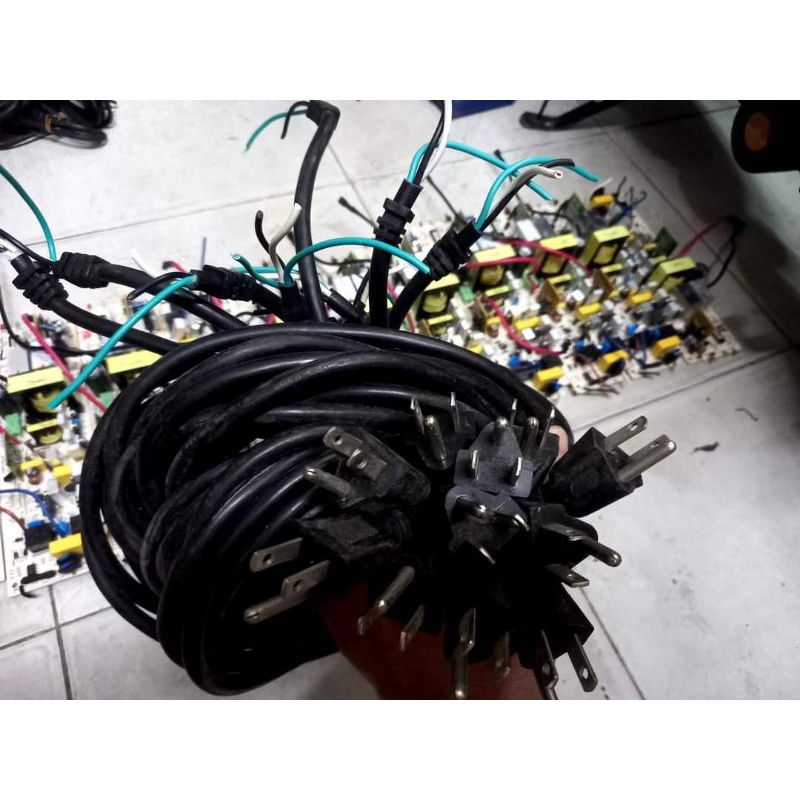 Dây nguồn tháo UPS 18AWG 3x0.8mm.