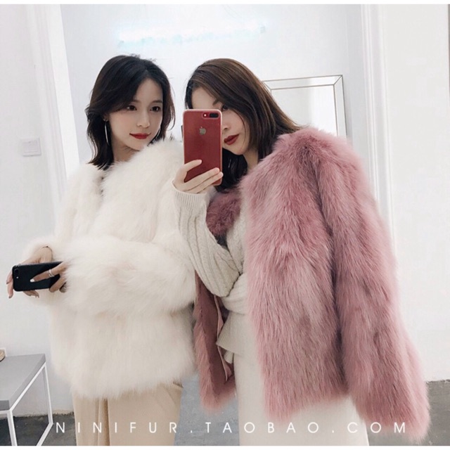 𝐂𝐎́ 𝐒𝐀̆̃𝐍. Áo lông dáng ngắn sang chảnh