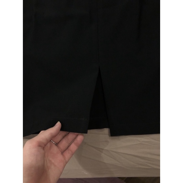 Pass chân váy bút chì