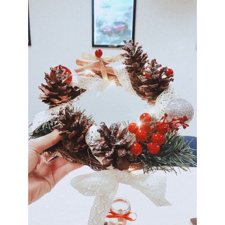 Vòng nguyệt quế Noel handmade