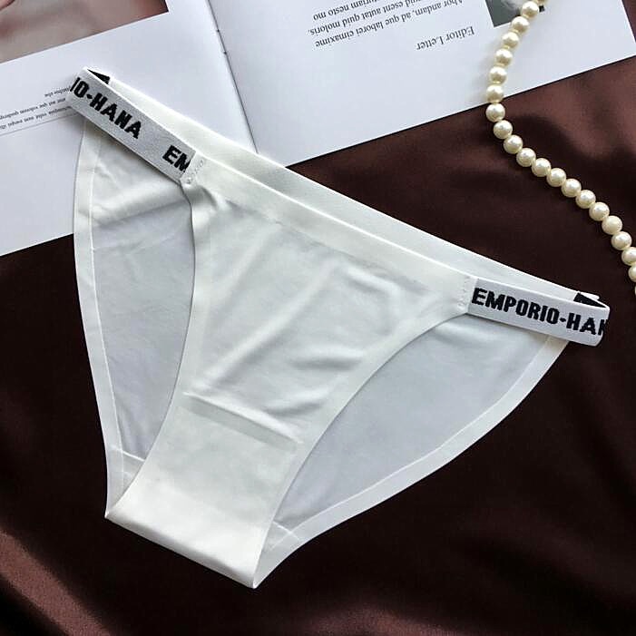 Quần lót nữ su thun lạnh cao cấp,quần lót in chữ phong cách châu âu, quần chíp mỏng thoáng mát L013