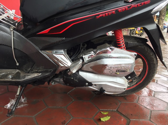 ốp Trang trí air blade 2019-2016 crom