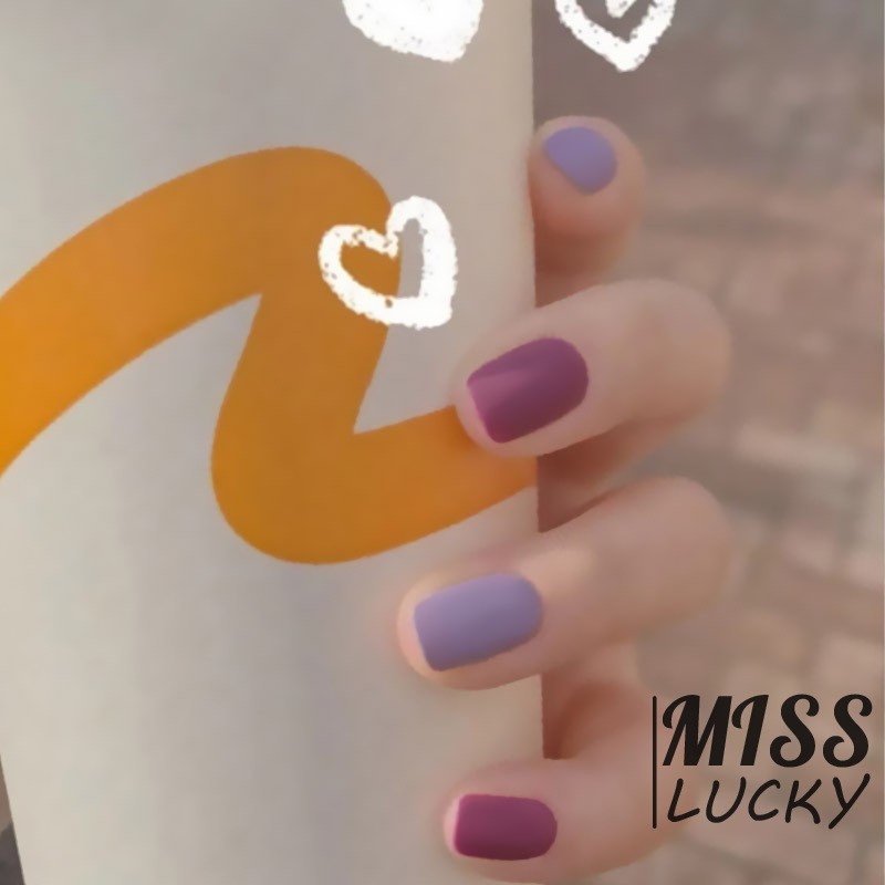 Bộ 24 móng tay giả màu trơn lì với nhiều kiểu màu tùy chọn