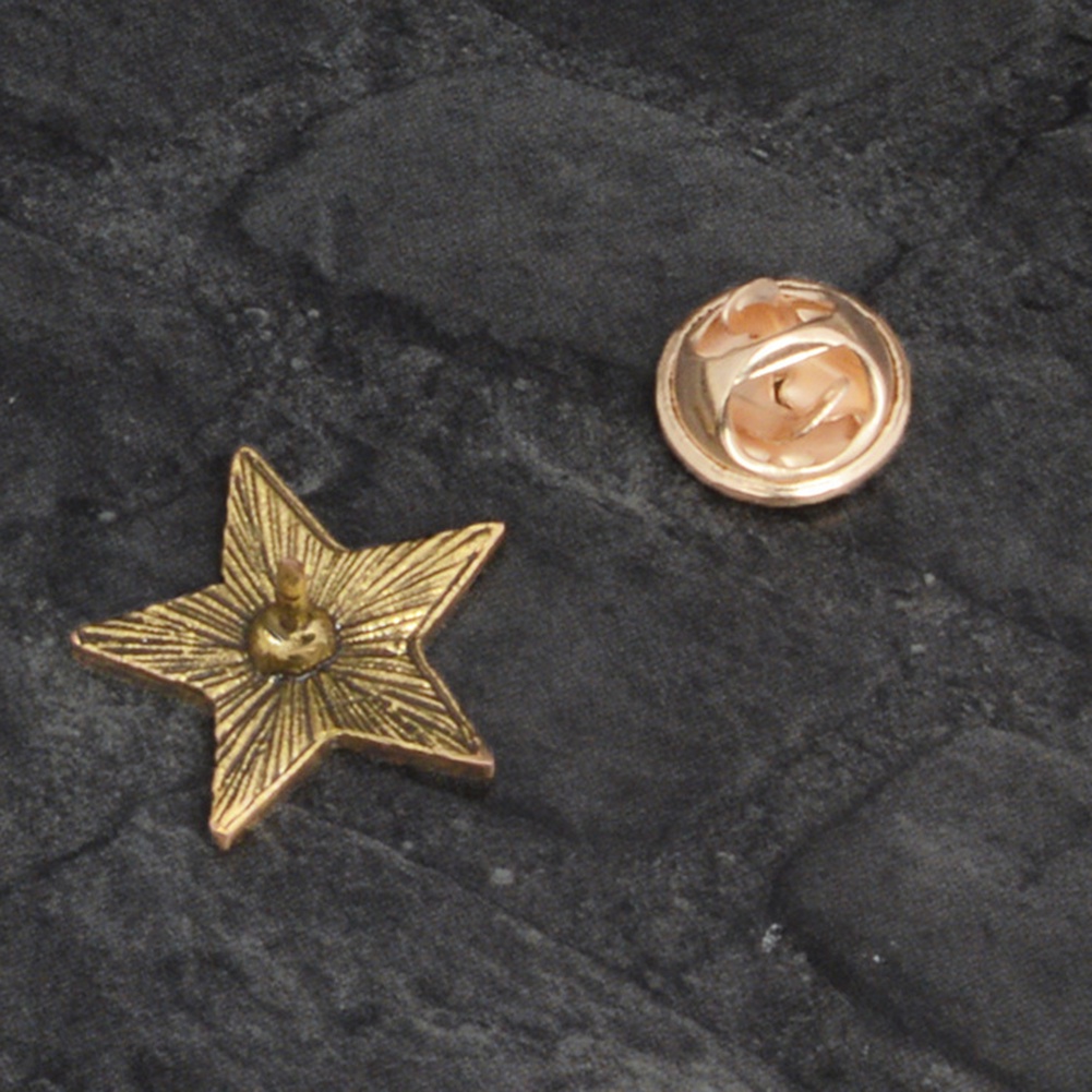 Ghim cài áo hình búa liềm cộng sản độc đáo cho nam và nữ