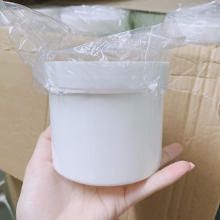 Hủ nhựa đựng kem 500g màu trắng đục