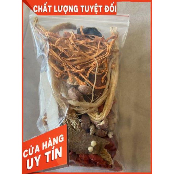 Gia vi hầm gà có thêm đông trùng hạ thảo