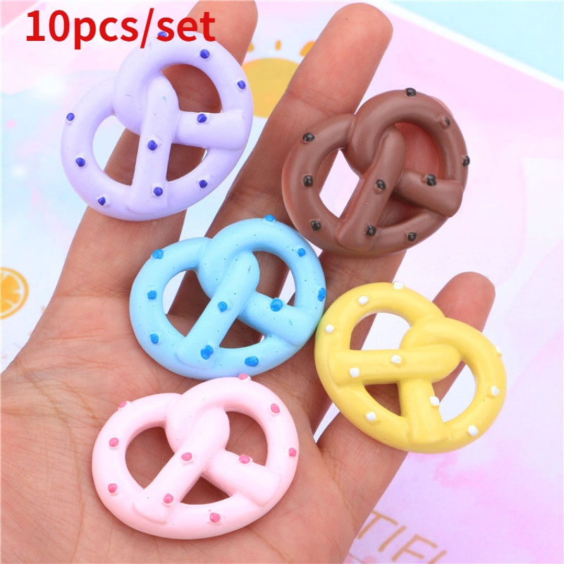 Set 10 Phụ Kiện Trang Trí Ốp Điện Thoại Hình Bánh Quy Và Trái Tim Xinh Xắn