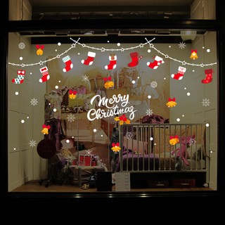 Decal dán tường , dán kính dây thả chiếc tất Noel 01