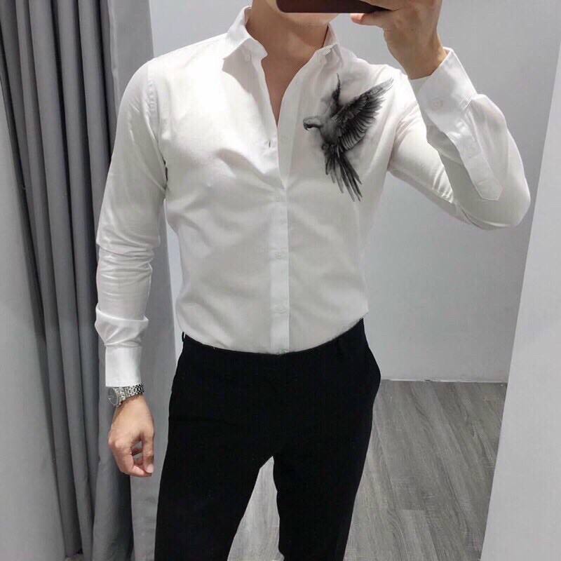 ÁO SƠ MI NAM TRẮNG ĐEN IN HOẠ TIẾT TAY DÀI CỔ BẺ ĐI LÀM, CÔNG SỞ, ĐI CHƠI, ĐI TIỆC MẶC ÔM NGƯỜI