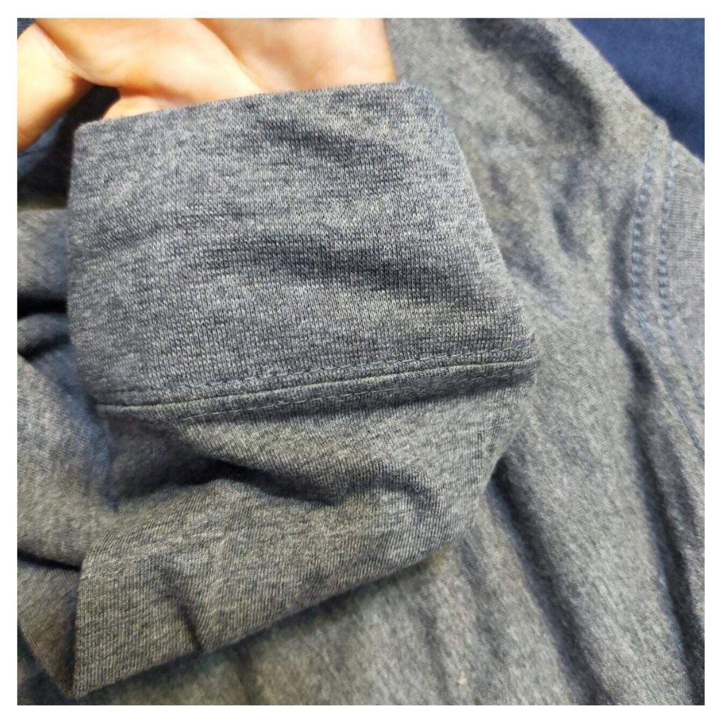 Aó Thun Dài Tay Trơn -Chất Cotton -VNXK -Thấm Hút Mồ Hôi Cực Tốt -