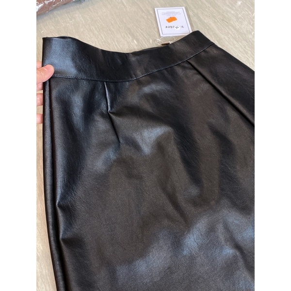 Chân váy da xẻ cá tính có lót trong - Mã 818 | BigBuy360 - bigbuy360.vn