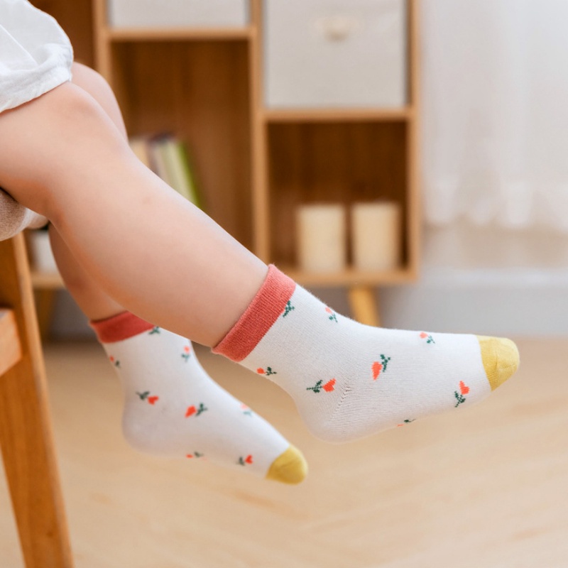 Set 5 đôi vớ kẻ sọc xinh xắn cho bé