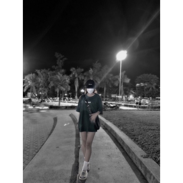 Áo thun phông logo tay nam nữ in Silicon nổi Essentials Unisex