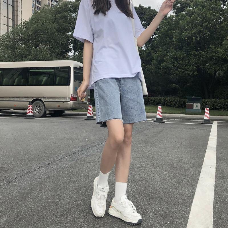 Quần short jeans lưng cao dáng suông