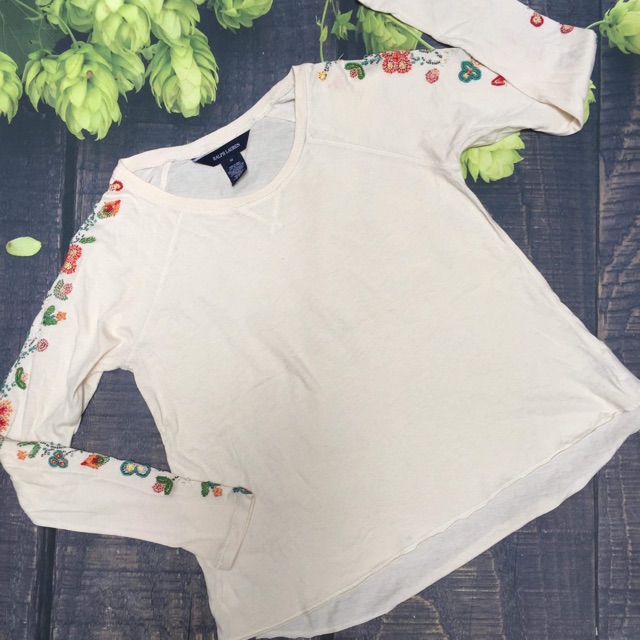 Áo thun hiệu cho mẹ 2019