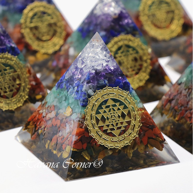 Đá Thanh Tẩy Kim Tự Tháp Đá Chakra Bảy Luân Xa 5 cm, Kim Tự Tháp Thiền Định cao 5 cm