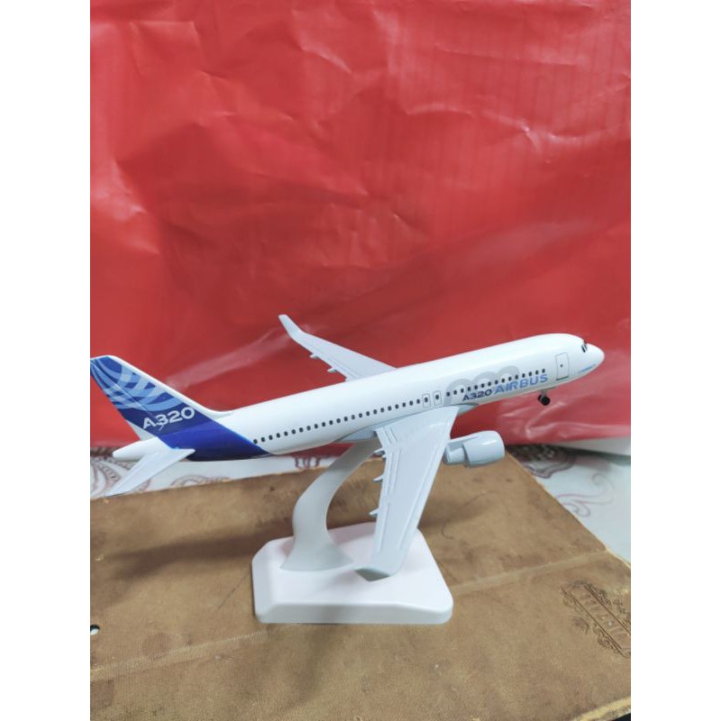 Máy bay mô hình AIRBUS KIM LOẠI 20CM
