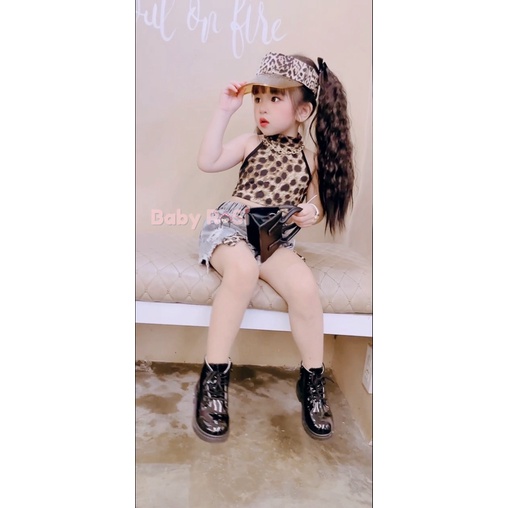 áo yếm cổ nút beo cho bé