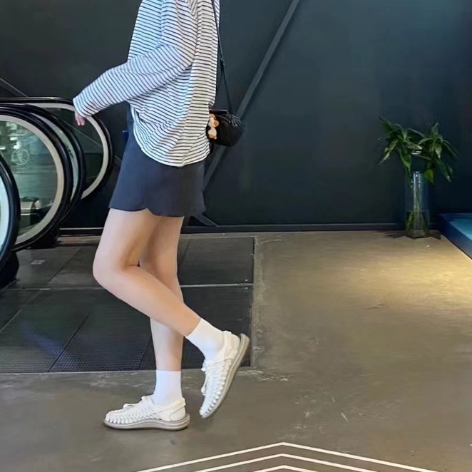 Giày Sandal Đan Lát Phong Cách Hàn Quốc Trẻ Trung Dành Cho Cả Nam Và Nữ