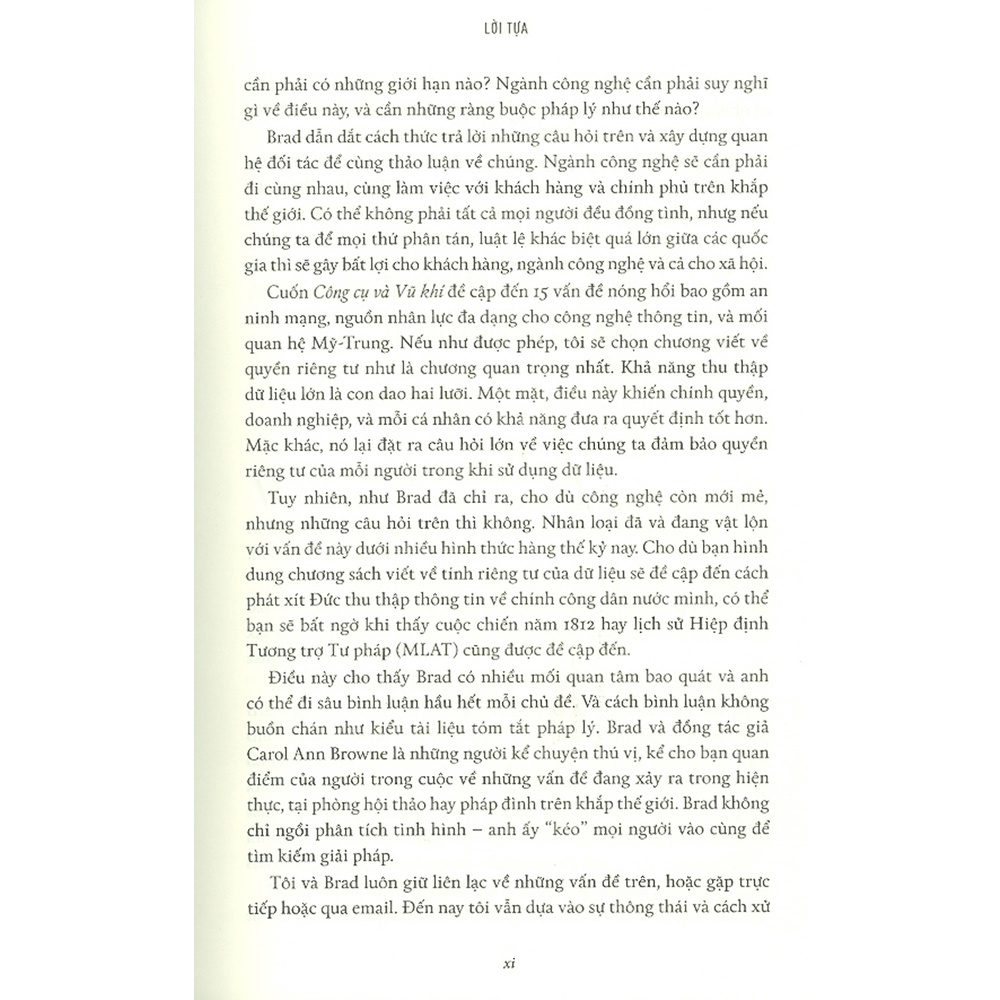 Sách - Công Cụ Và Vũ Khí - Tiềm Năng Và Hiểm Họa Thời Đại Số