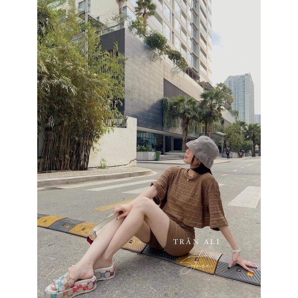 Sét bộ ren xốp áo croptop phối quần ngố
