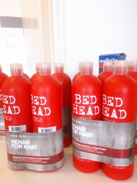 Set Gội xả Bedhead TiGi đỏ- hàng xách tay UK