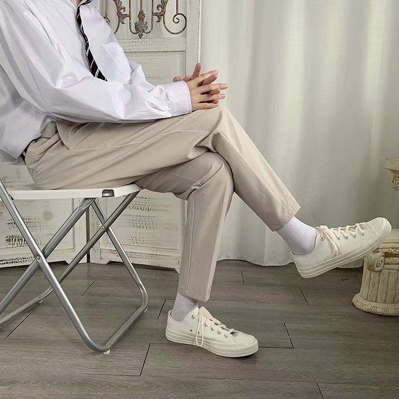 Quần vải baggy màu kem dáng chuẩn  phong cách Hàn Quốc