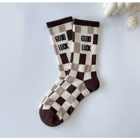 Vớ Tất thể thao cao cổ chữ GOOD LUCK  phong cách thể thao, trẻ trung và năng động.