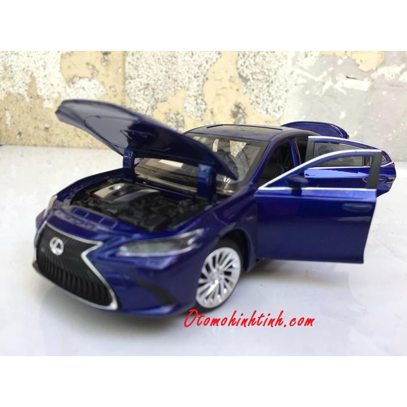 Mô hình xe ô tô LEXUS ES300h - 1:32