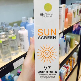 Xịt chống nắng V7 Sun Screen Hàn Quốc