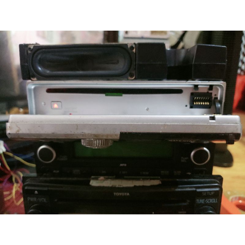 Máy phát nhạc Pioneer Ps 8209 Usb/ Cad thẻ nhớ/DVD /RADIO /AUX /Mp4/ loại 1 din giành lắp chung cho các hãng xe