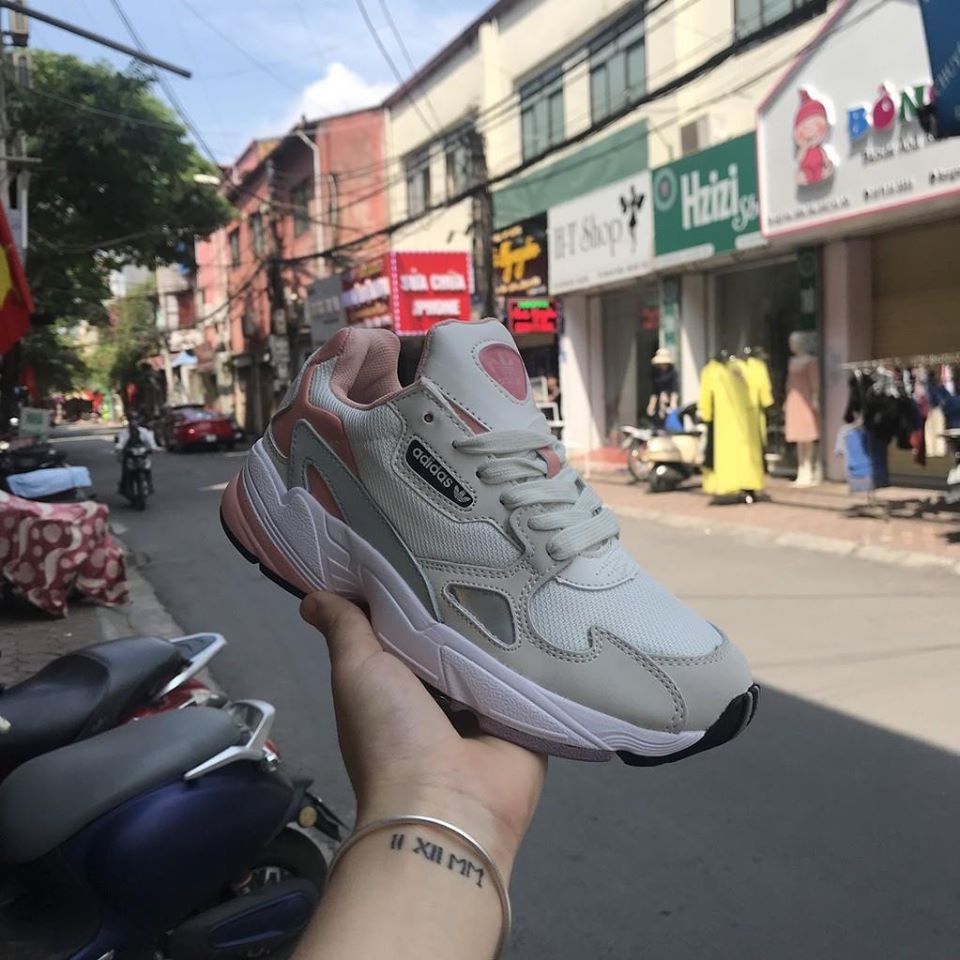 [𝗕𝗮́𝗻 𝗹𝗼̂̃ 𝘃𝗼̂́𝗻] Giày thể thao,Giày sneaker,Giày 𝐅𝐚𝐥𝐜𝐨𝐧 trắng hồng