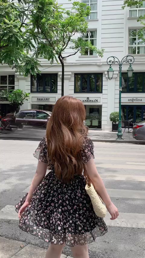 Váy voan đen hoa nhí mềm cổ V tay cánh tiên dáng ngắn xoè bồng mát nhẹ Rosemary dress Mayberoom | BigBuy360 - bigbuy360.vn