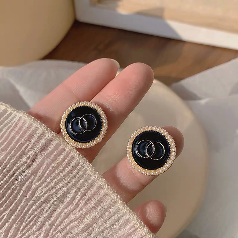 Hoa tai cổ điển tròn retro thập niên 90 - Maben