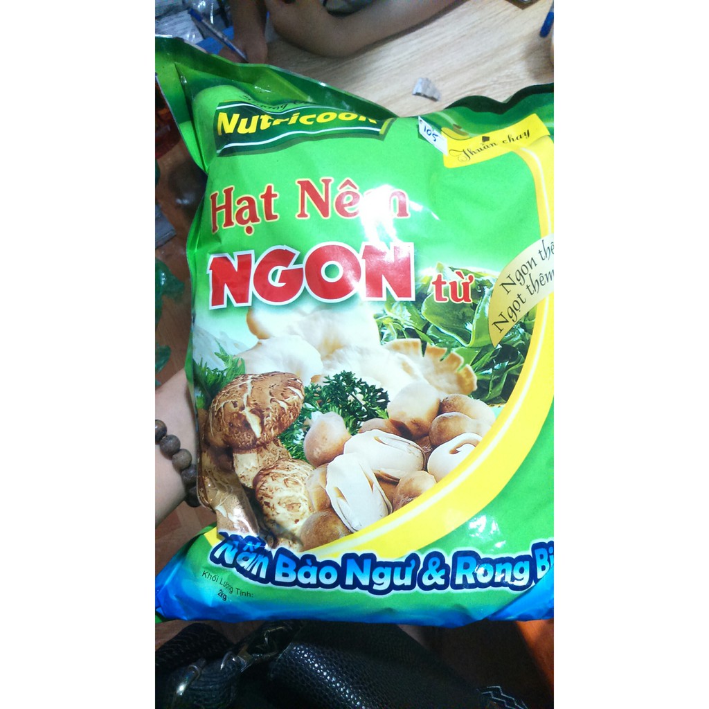 Hạt nêm Ngon từ nấm bào ngư và rong biển 220g