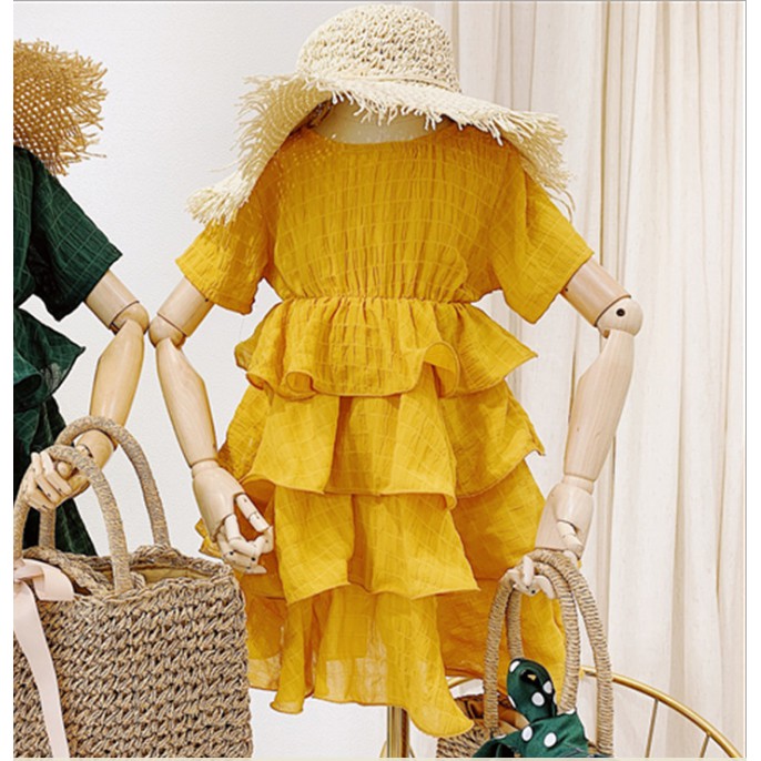 Đầm bé gái xinh xắn