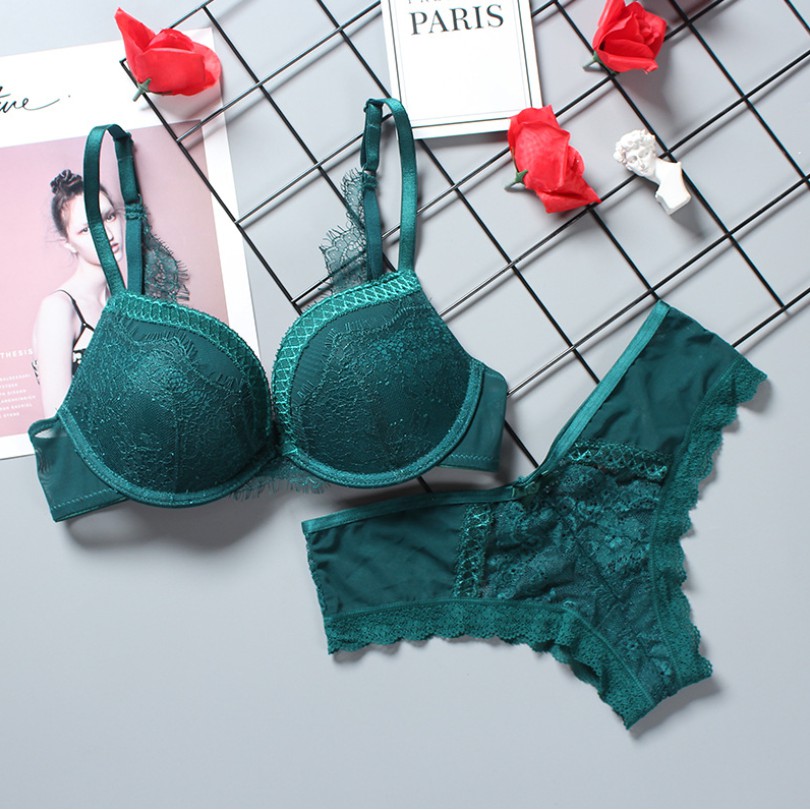 Bộ Đồ Lót Có Gọng Nâng Ngực Quyến Rũ Mới S099