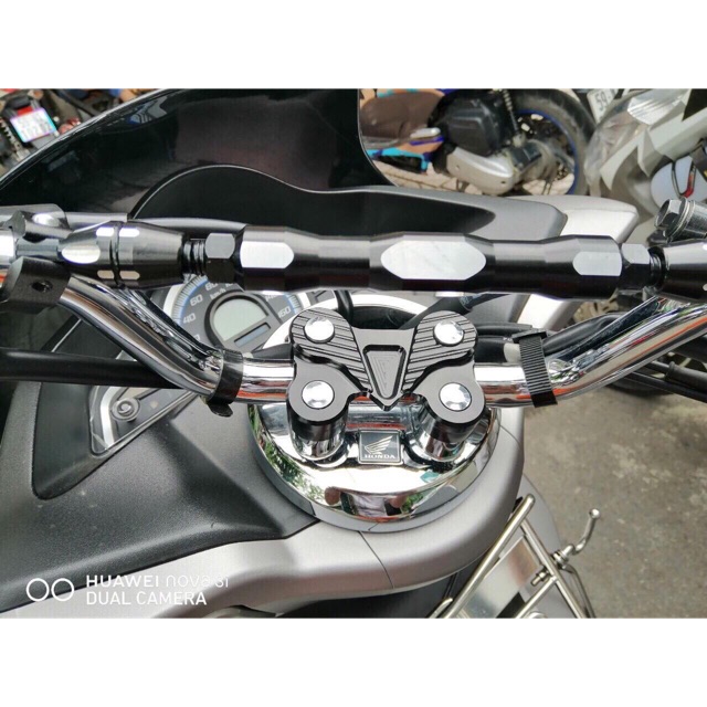 Chụp ghi đông PCX