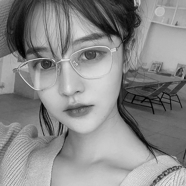 Kính Giả Cận, Gọng Kính Cận Nam Nữ Mắt Vuông Nhỏ Cá Tính Full Đen, Bạc Không Độ Hàn Quốc - BLUE LIGHT SHOP | BigBuy360 - bigbuy360.vn