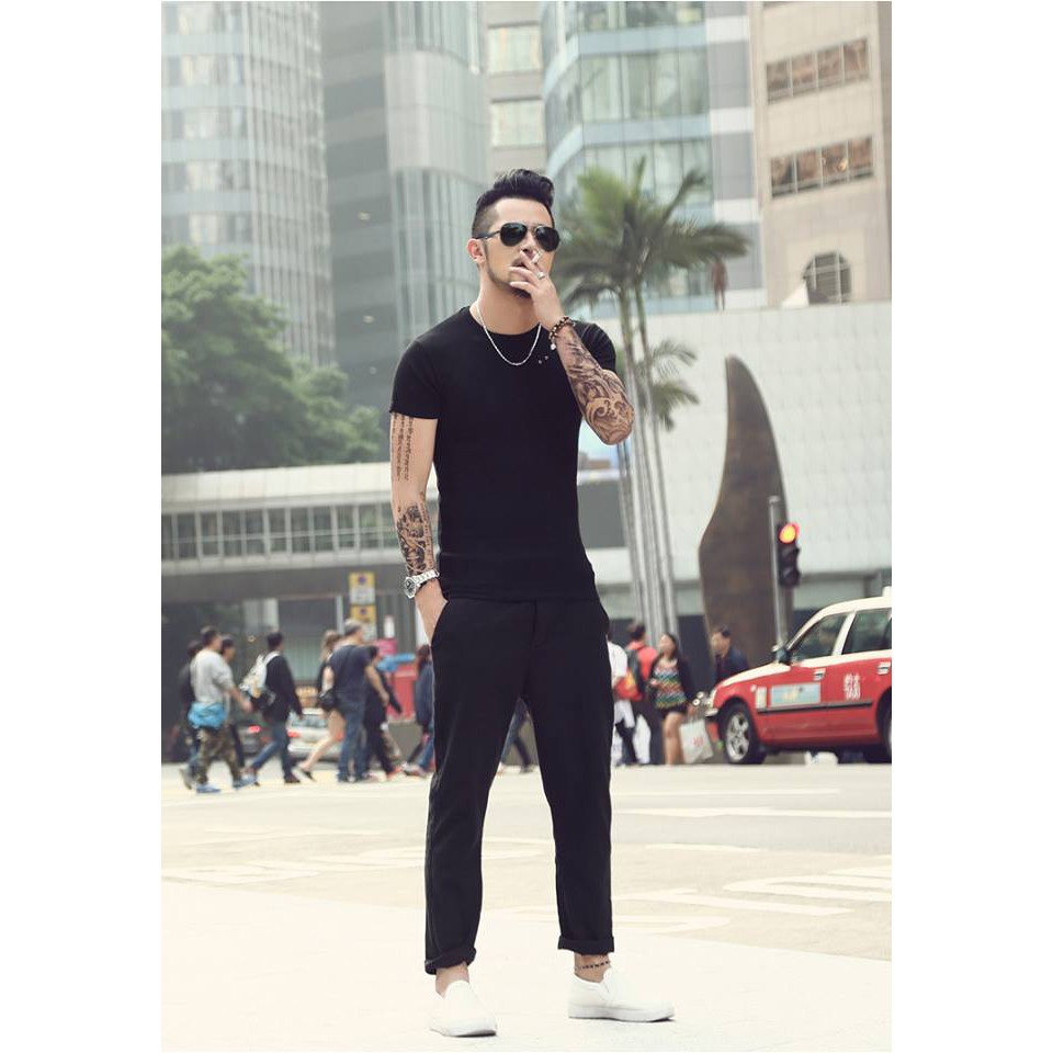 Áo thun trơn cổ tròn
