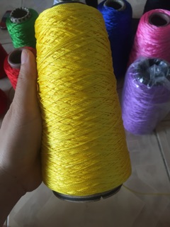 Cuộn chỉ dù đủ màu tết vòng