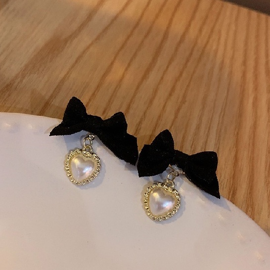 Đôi bông tai phong cách Hàn Quốc cổ điển