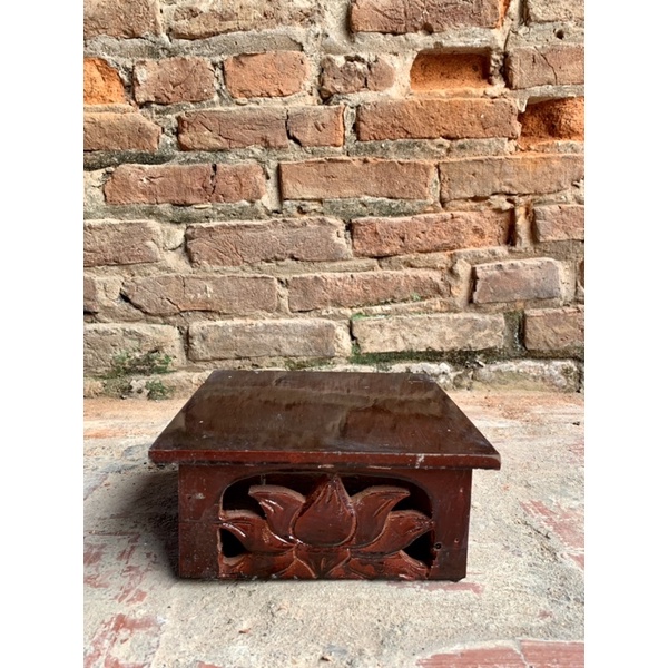 Đôn vuông/ Đế kê bát hương, mâm bồng