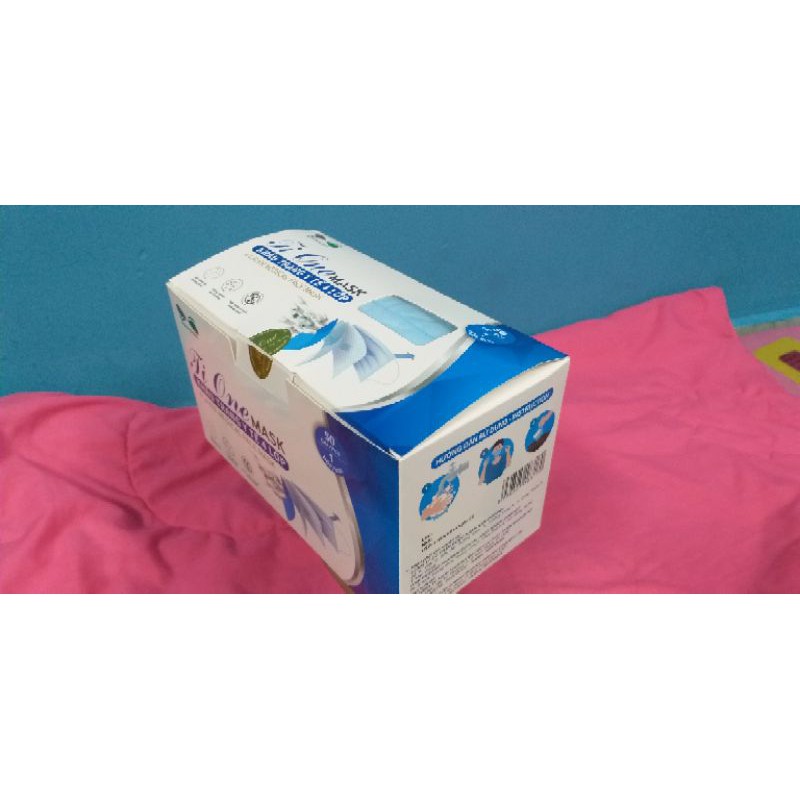 Khẩu trang Ti One hộp 50 cái 4 lớp