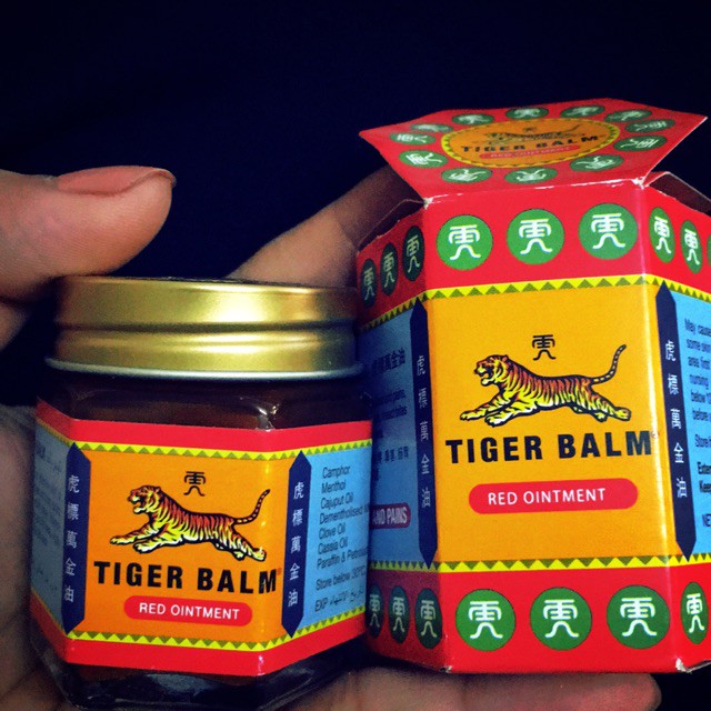 DẦU CÙ LÀ TIGER BALM CON HỔ ĐỎ 19.4 G