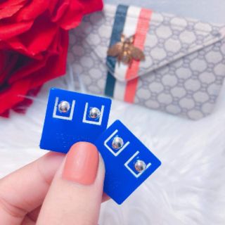 Bông tai nụ bạc ta
