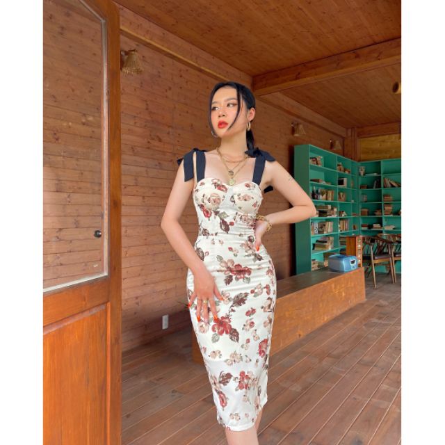 ĐẦM CÚP NGỰC HOA TRẮNG