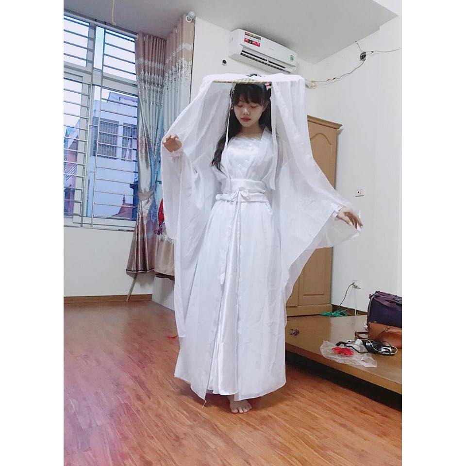 Bạch y của Lưu Diệc Phi- cosplay Tiểu Long Nữ dáng váy cổ trang chiết eo